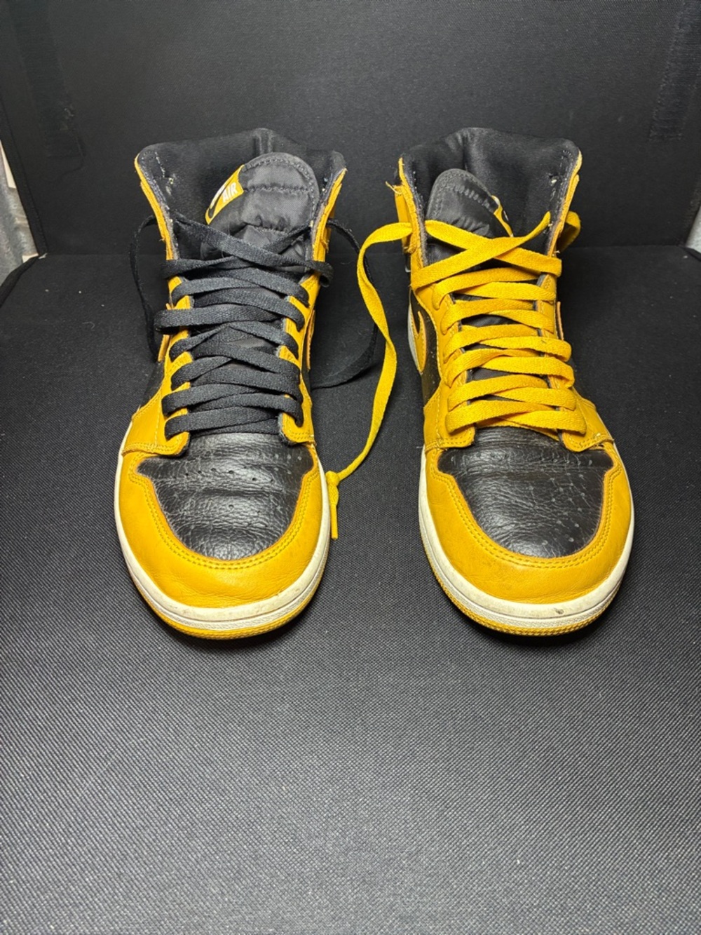 Nike sneakers high top USED SKU 555088-701